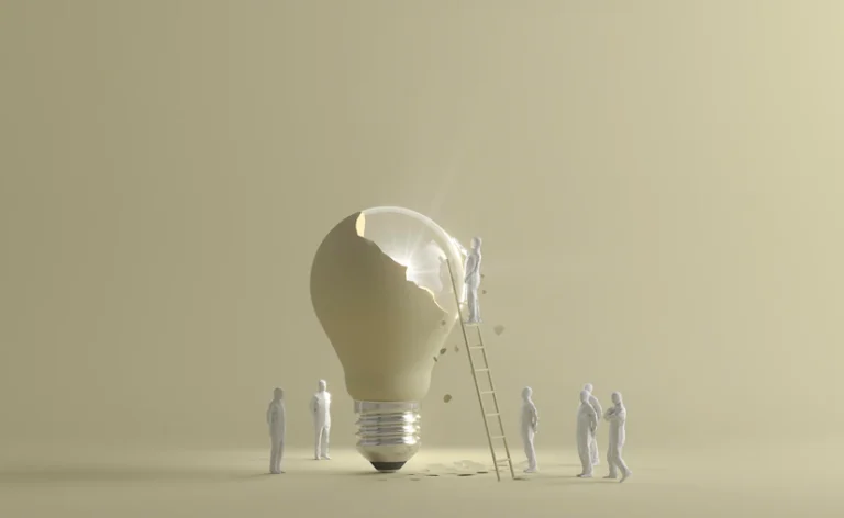 A lightbulb to depict creativity as the centre focus of Project Marketing.